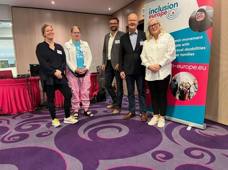 Áhrifarík ráðstefna í Brussel: Bindum enda á aðskilnað