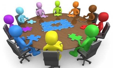 Stjórn vinnur að mörgum verkefnum